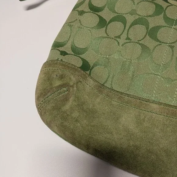 COACH Neon Lime Green Signature Monogram Soho Y2K Bag RARE Color Tassel 9362 - Picture 6 of 16